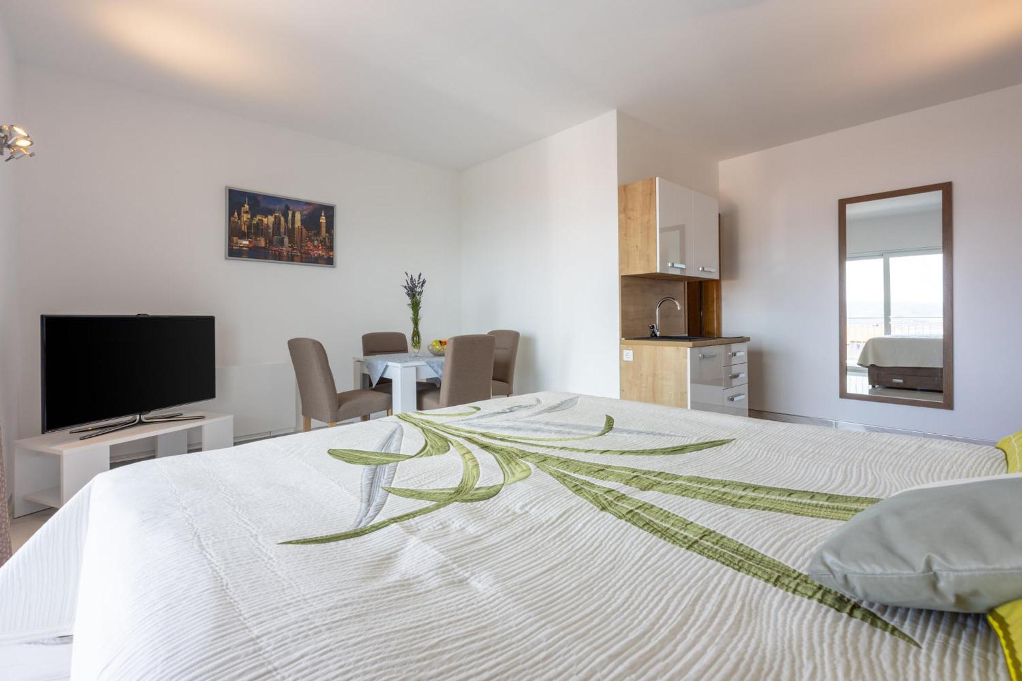 Apartments Sunshine D Crikvenica Zewnętrze zdjęcie